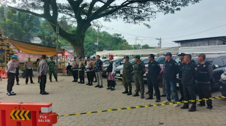 Hari Raya Kuningan Dipusatkan di Pura Kerthi Bhuana, Puluhan Polisi Disiagakan