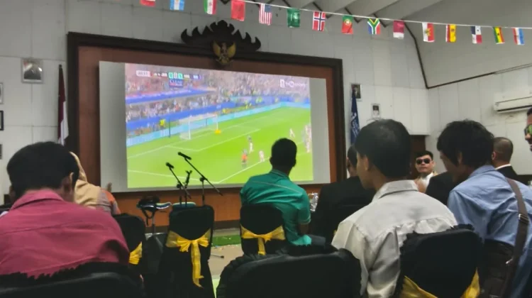 Sepak Bola untuk Semua: Keseruan 'Dengar Bareng' Piala Dunia 2026