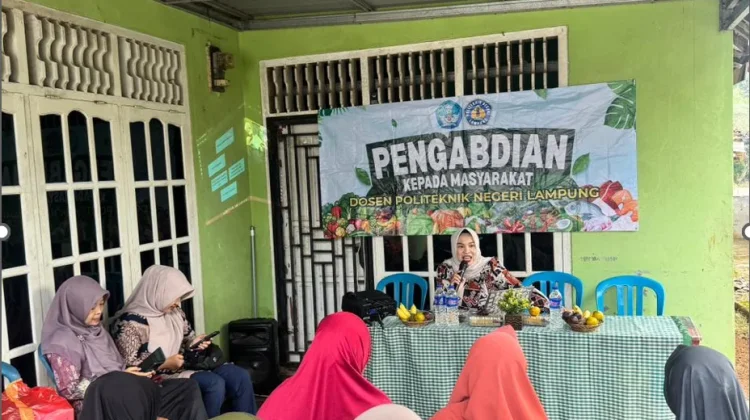 Dosen Dampingi UMKM Tepung Pisang Tingkatkan Produktivitas
