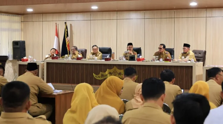 HUT Ke-35 Lampung Barat, Bupati Minta Jadikan Momentum Bangga Dengan Adat Sai Batin