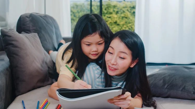 Belajar Membaca Harus Menyenangkan, Ini Pendekatan yang Tepat untuk Anak Usia Dini