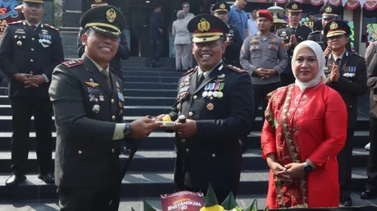 Kodim 0427 Way Kanan Beri Kejutan di HUT Bhayangkara ke-80