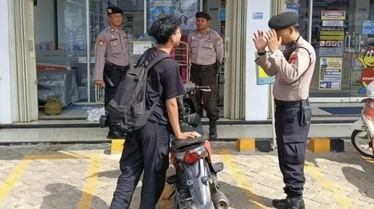 Antisipasi Aksi Kriminalitas, Personel Polres Metro Patroli Rawan Siang