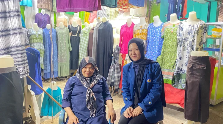 Kalah Bersaing dengan Penjual Online, Pedagang Pakaian Mengeluh