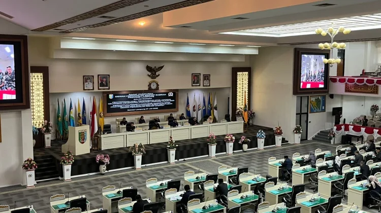 DPRD Provinsi Lampung Sampaikan Hasil Kerja Pansus LHP Keuangan 2025