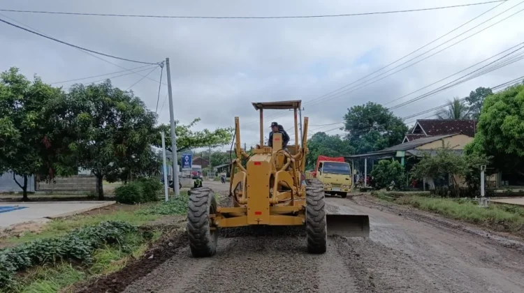Pemprov Lampung Kebut Perbaikan 62 Paket Jalan