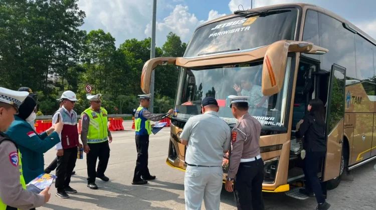 Rampcheck Angkutan Umum Digelar di Tol Bakauheni-Terbanggi Besar