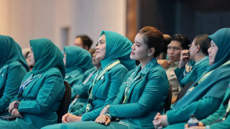 Ketua PKK Lampung Ikuti Puncak HKG PKK Ke-54 di Makassar