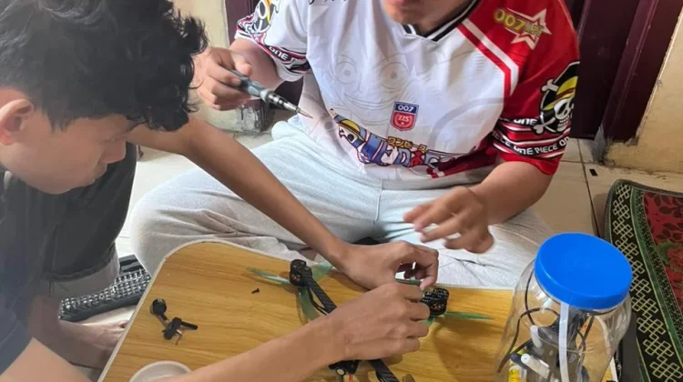 Petani Kopi Ulubelu Rasakan Manfaat Drone Pintar