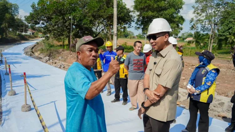 Gubernur Mirza Pastikan Perbaikan Jalan Gunung Sugih–Kota Gajah Berkualitas