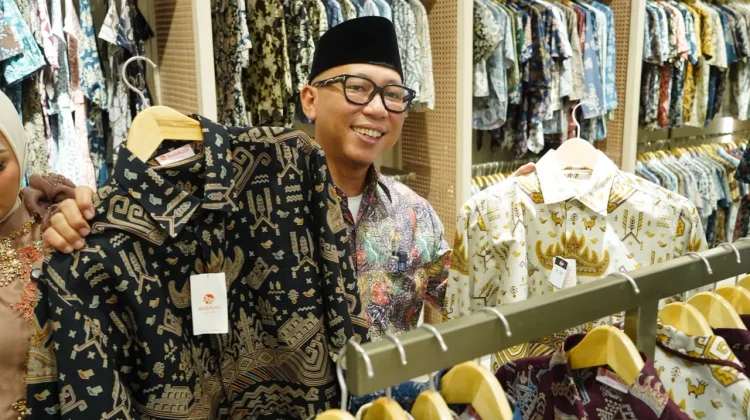 Dekranasda Lampung Gandeng Batik Keris, Wastra Lokal Siap Masuk 120 Gerai Nasional