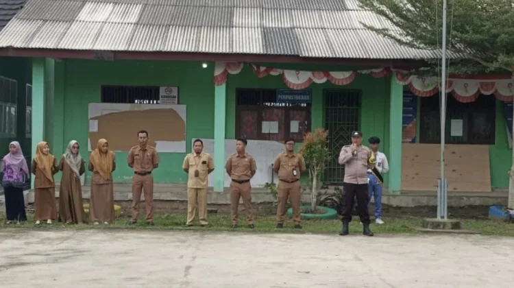 Polsek Mesuji Timur Ajak Siswa Bijak Bermedsos
