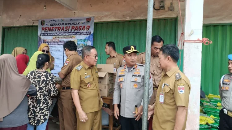 Beras SPHP Diserbu Warga Pasar Murah di Mesuji