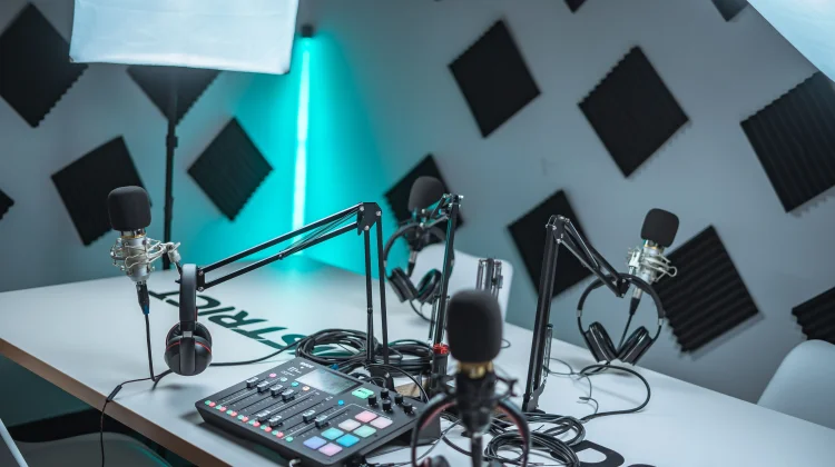 Tren Podcasting Berbasis Spatial Audio: Pengalaman Baru Serap Ilmu