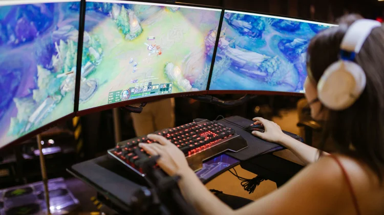 E-Sports & Content Creation: Jalur Karir Baru yang Makin Diakui