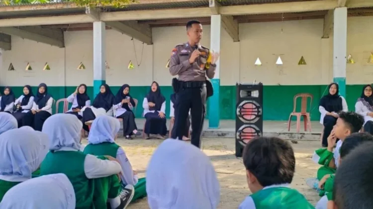 Polsek Pasir Sakti Edukasi Siswa Cegah Perundungan di Sekolah