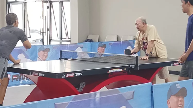 Faisol Djausal Pacu Semangat Atlet Tenis Meja Porwanas