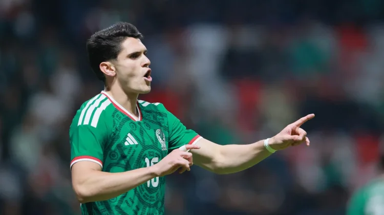 Roma Tawar Bek Meksiko Israel Reyes Rp90 Miliar