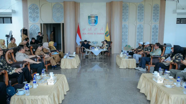 Pemprov Lampung dan Pinsar Petelur Kolaborasi Bangun Ekosistem Peternakan Telur