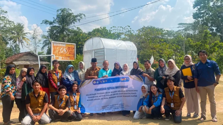 Pelaku UMKM Wader Dapat Pelatihan Pengemasan Produk
