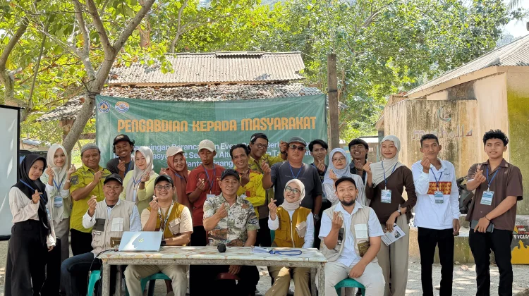 Tim Dosen Polinela Latih Warga Kelawi Rancang Event Bahari