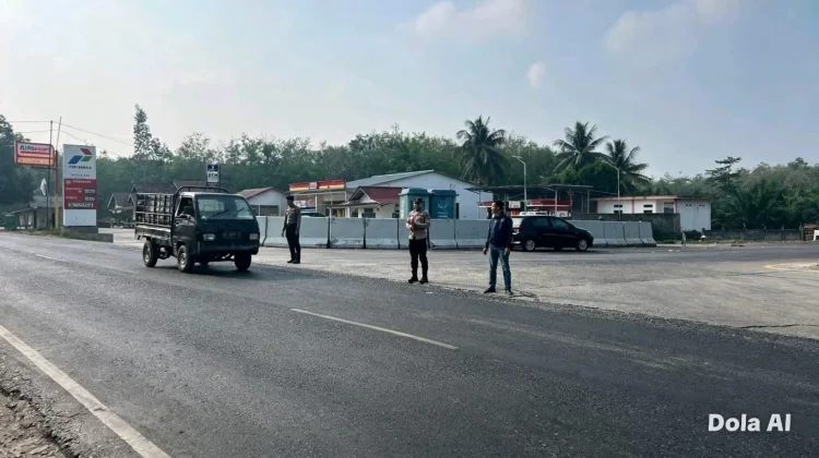 Personel Siaga Amankan Arus Lalu Lintas di Mesuji