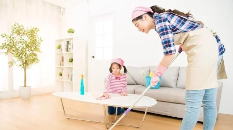 Ini 6 Manfaat Anak Ikut Mengerjakan Pekerjaan Rumah Tangga