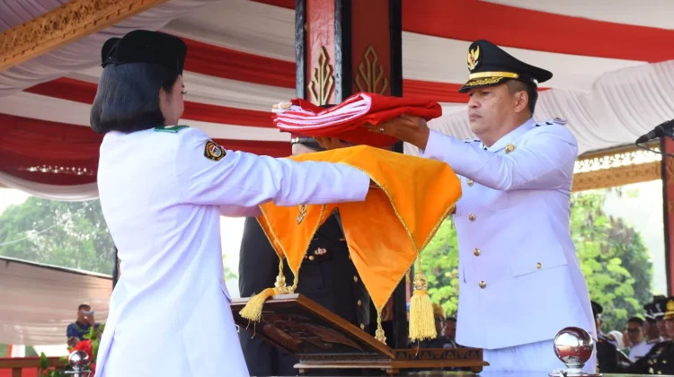 Bupati Tubaba Pimpin Upacara HUT ke-81 Kemerdekaan RI