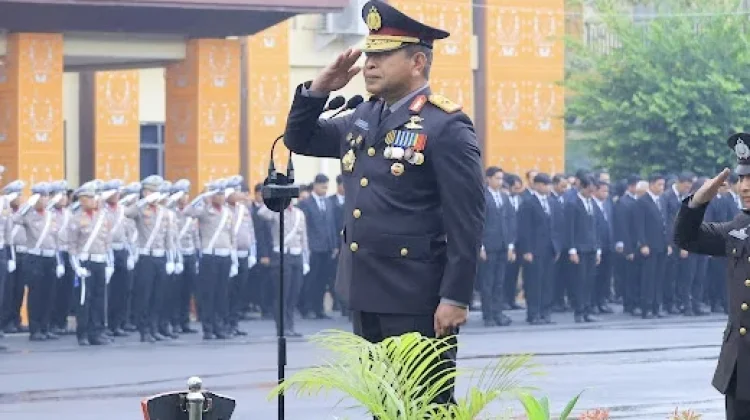 Hujan Tak Halangi Semangat Personel Polda Lampung Peringati HUT ke-81 Kemerdekaan