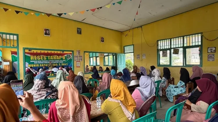 Reses di Pubian, DPRD Lampung Perjuangkan Solusi Air Petani hingga Jalan