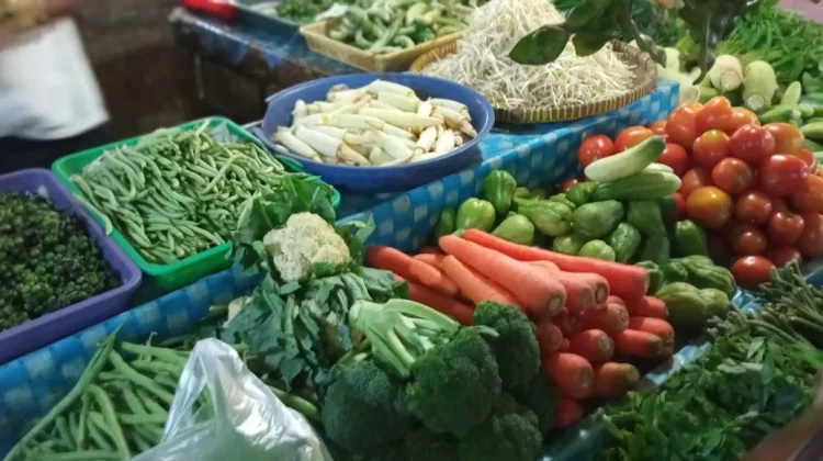 DPRD Lampung Minta Pemda Perketat Pengawasan Harga Pangan