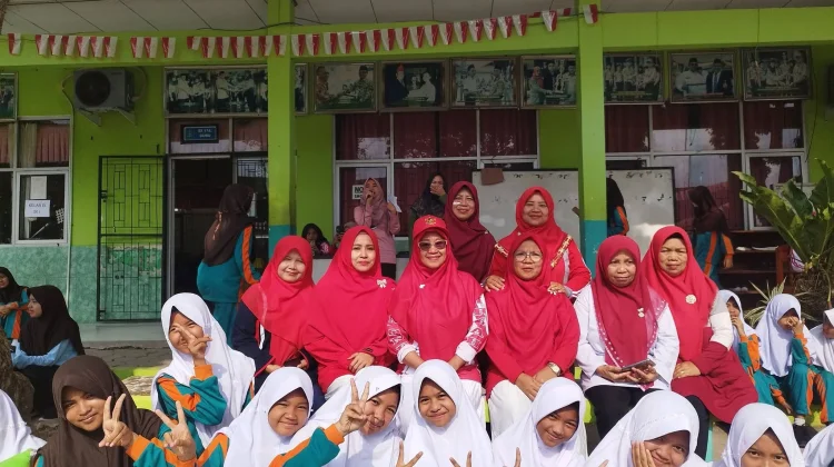 MTsN 2 Tanggamus Semarakkan HUT Kemerdekaan ke-81 RI dengan Beragam Lomba