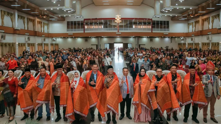 Gubernur Mirza: Masyarakat Batak Sudah Menjadi Bagian dari Keluarga Besar Lampung
