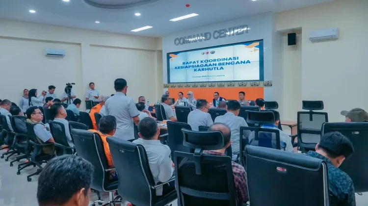 Karhutla Way Kambas Mencapai Ratusan Hektare, Wagub Soroti Kesiapan Sumber Daya