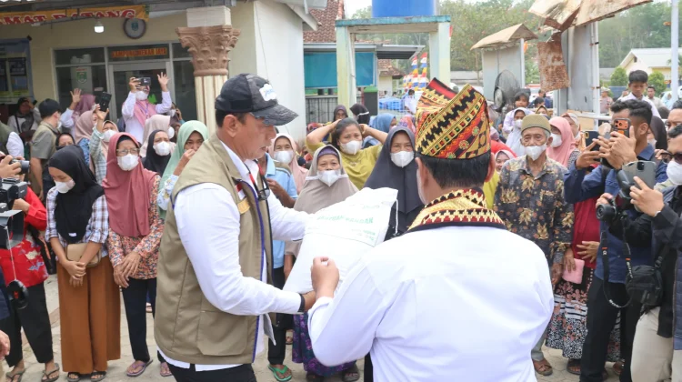 BULOG Salurkan Bantuan Pangan, Lampung Dapat 37.277 Ton Beras
