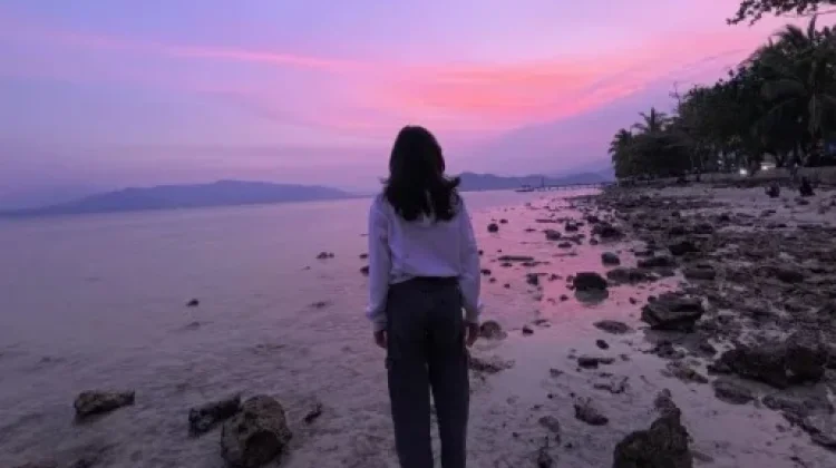 Spot Pantai Gratis di Pesawaran Jadi Pilihan Nongkrong Anak Muda