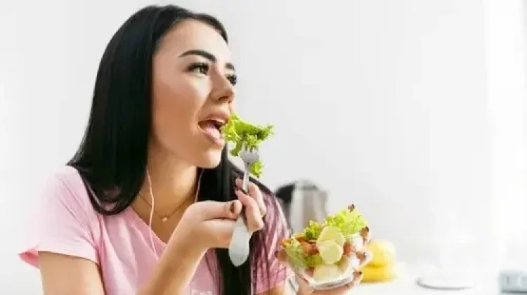 Menjaga Pola Makan sejak Muda untuk Tubuh yang Lebih Sehat