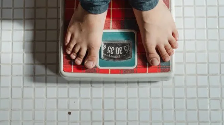 Menjaga Berat Badan sejak Muda demi Kesehatan di Masa Depan