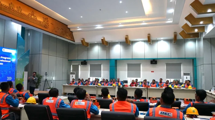 Hari Pelanggan Nasional, PLN UID Lampung Perkuat Kompetensi Petugas Alih Daya