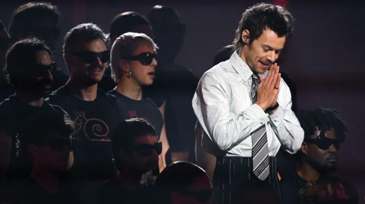 Harry Styles Sindir Pernikahan Taylor Swift di MSG