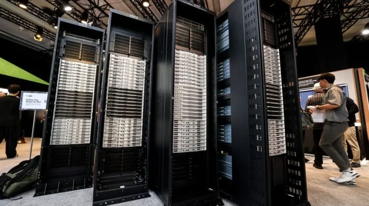 Nvidia Raup Laba Berlipat, Investor Fokus Masa Depan