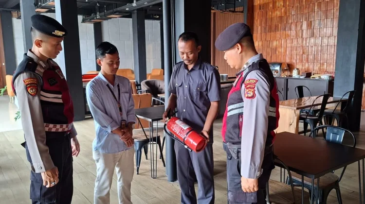 Polisi Cek CCTV dan APAR di Sejumlah Objek Vital Pringsewu