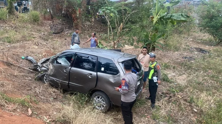 Mobil Terperosok Rawa di Kotabumi, Polisi Temukan Barang Diduga Narkoba