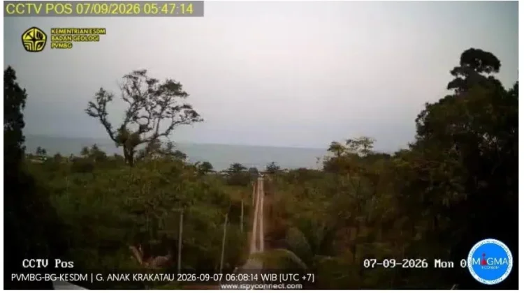 Aktivitas Anak Krakatau Menurun, Abu Vulkanik Masih Berpotensi Bertebaran