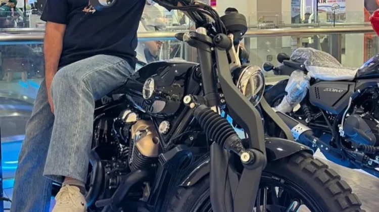 Tren Motor Custom Dongkrak Penjualan Benelli Napoleon Bob 250 di Lampung