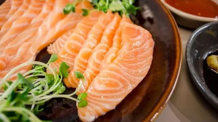 Makanan yang Ampuh Bersihkan Lendir di Tenggorokan