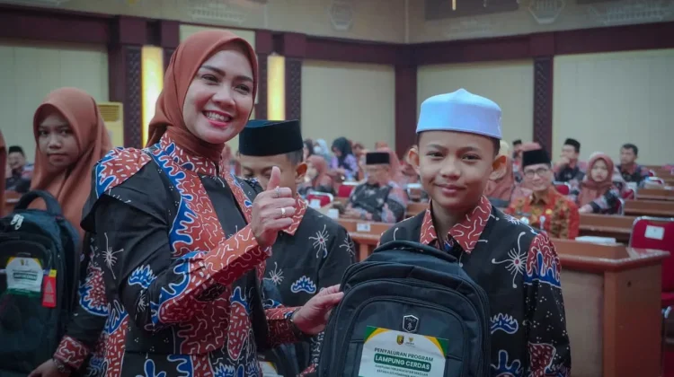 Pemprov Lampung Lepas 57 Kafilah untuk MTQ Nasional XXXI di Jawa Tengah