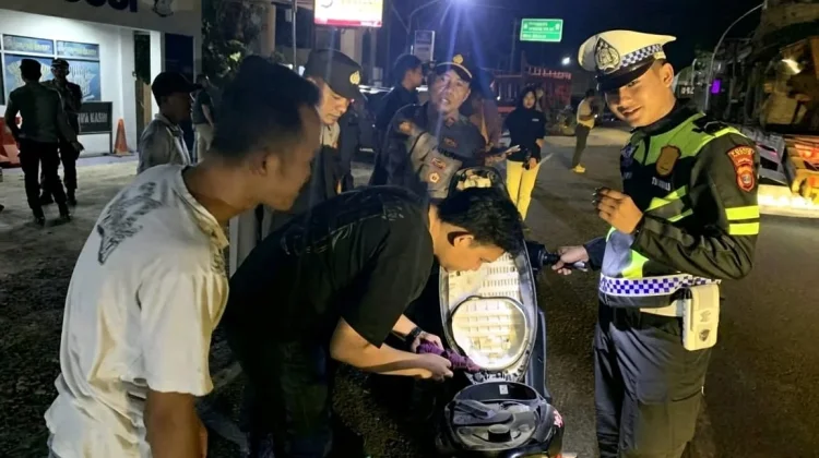 Patroli Malam Polres Mesuji Antisipasi Gangguan Kamtibmas