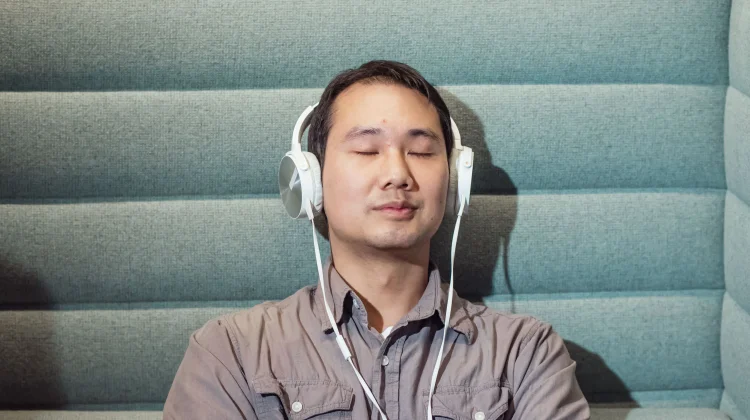 Tren Sound Therapy: Metode Baru Anak Muda Redakan Stres Kerja Digital
