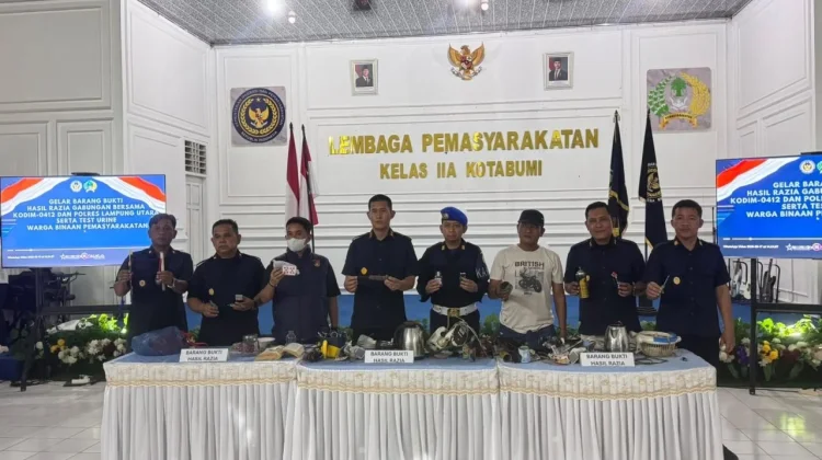 Razia Gabungan, Petugas Temukan Barang Terlarang di Lapas Kotabumi